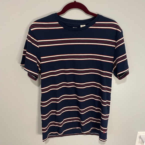 Levi Stripe Blue Red and White Short Sleeve T-Shirt Men’s Size M - Picture 1 of 4
